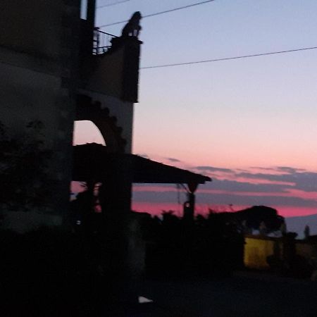 B&B La Pietra Ерколано Екстериор снимка